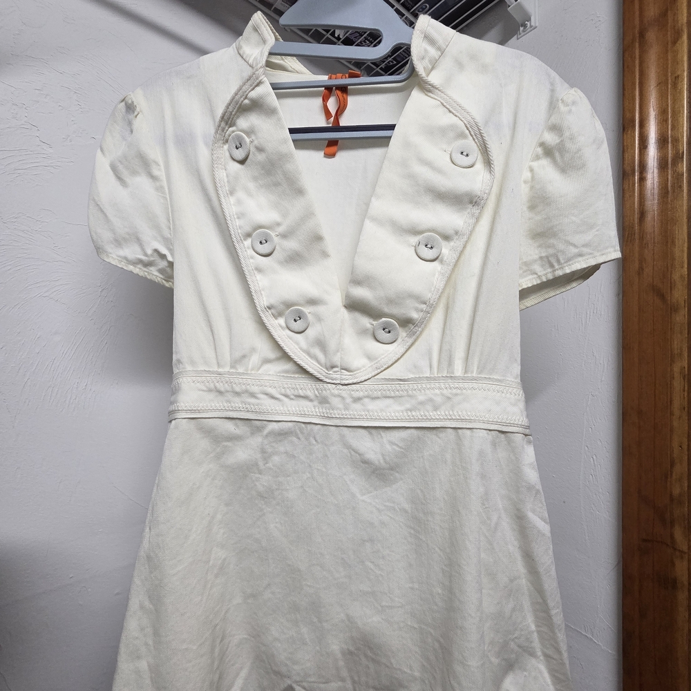 BCBGeneration Ivory Top